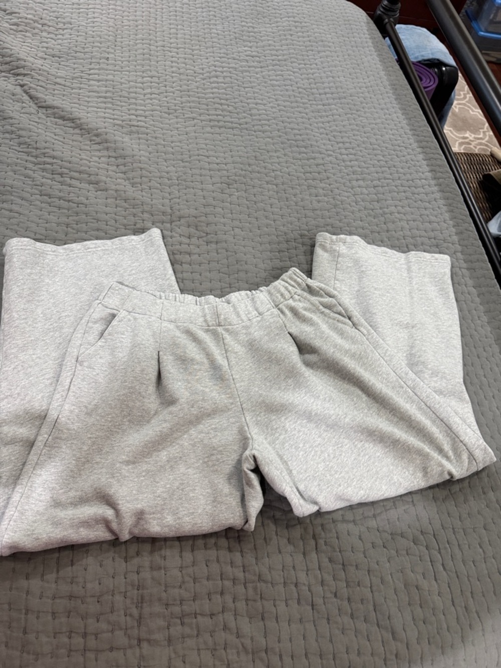 aerie Heather Gray Elastic-Waist Trouser Sweatpants